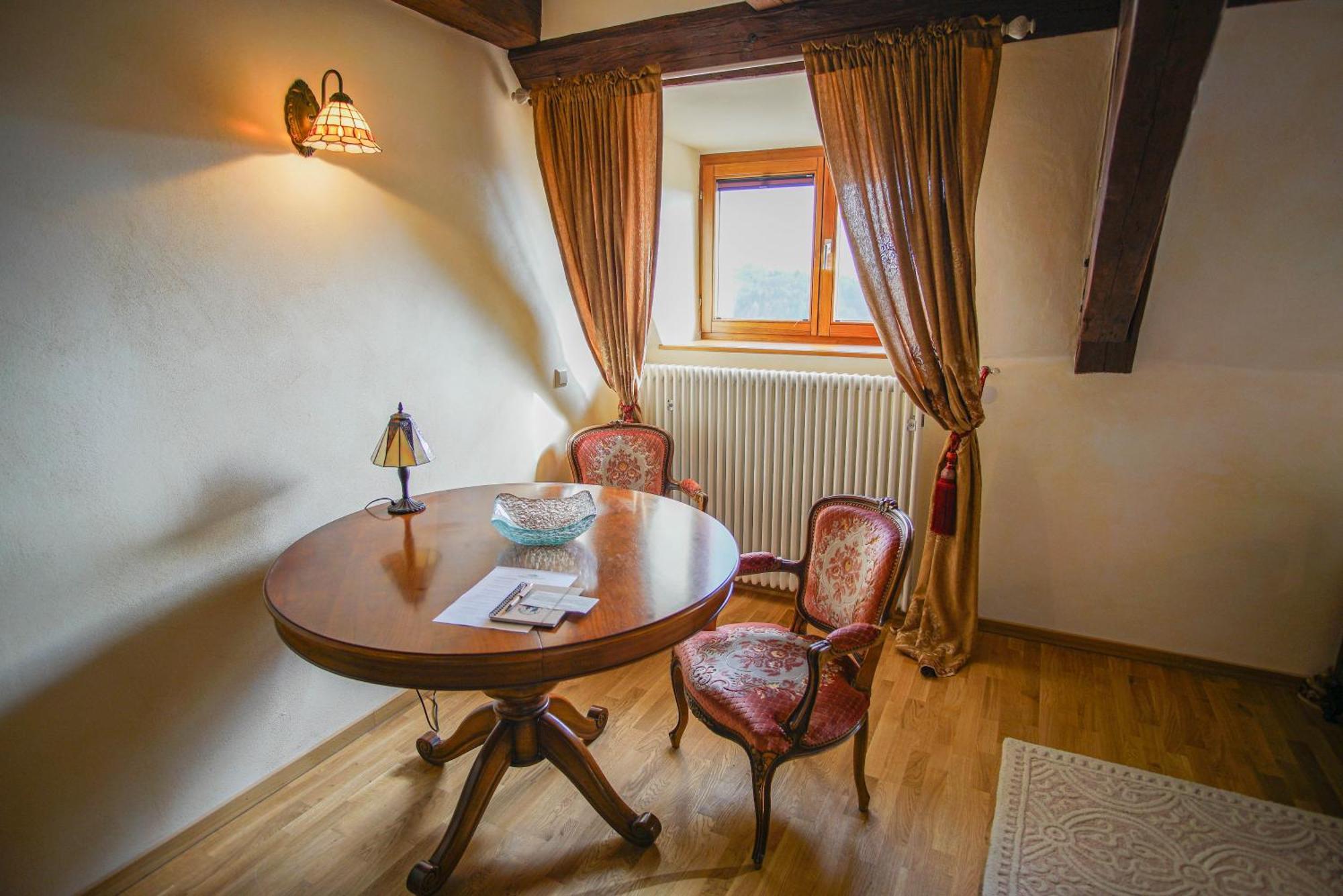 Hotel & Tagungszentrum Schloss Hohenfels Hohenfels  外观 照片